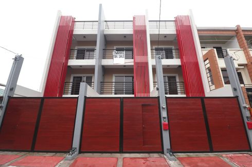 4 Bedroom House for sale in Kamuning, Metro Manila near MRT-3 Kamuning