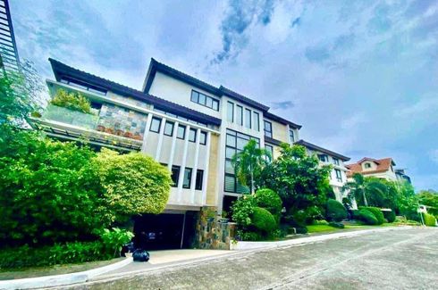 7 Bedroom House for sale in McKinley Hill, Metro Manila