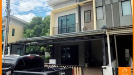 3 Bedroom Townhouse for sale in The Connect Onnut-Wongwaen, Prawet, Bangkok near Airport Rail Link Ban Thap Chang