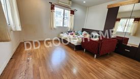 4 Bedroom Townhouse for sale in Prinluck Phetkasem 69, Nong Khaem, Bangkok