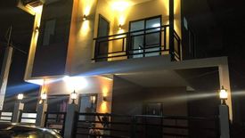 3 Bedroom House for sale in Moonwalk, Metro Manila