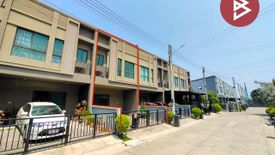 3 Bedroom Townhouse for sale in Bang Kadi, Pathum Thani