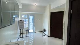 1 Bedroom Condo for sale in The Trion Towers III, Taguig, Metro Manila