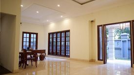 Rumah dijual dengan 3 kamar tidur di Lebak Bulus, Jakarta