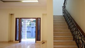 Rumah dijual dengan 3 kamar tidur di Lebak Bulus, Jakarta