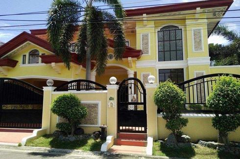 3 Bedroom House for sale in Merville, Metro Manila, Para&ntilde;aque, Metro Manila