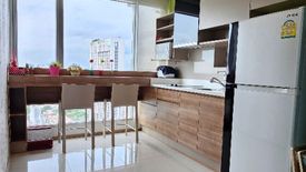 1 Bedroom Condo for sale in Sam Sen Nai, Bangkok near BTS Saphan Kwai