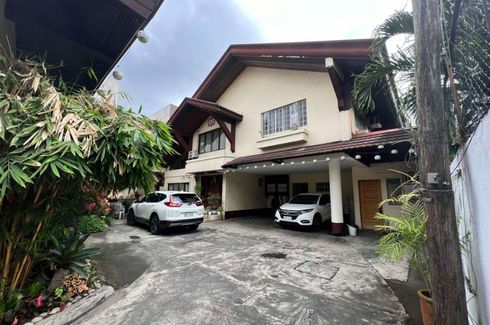 9 Bedroom House for sale in Tagumpay, Metro Manila near LRT-2 Anonas