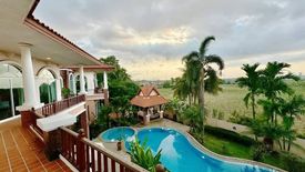 4 Bedroom Villa for sale in Na Jomtien, Chonburi