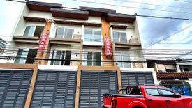 4 Bedroom House for sale in Santa Cruz, Metro Manila near LRT-1 Doroteo Jose