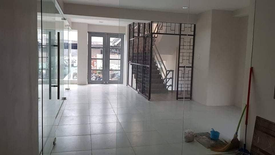 Commercial for sale in Onse, Metro Manila
