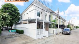 4 Bedroom Townhouse for sale in Prawet, Bangkok