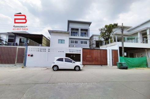 9 Bedroom House for sale in Thawi Watthana, Bangkok