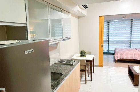 1 Bedroom Condo for sale in One Uptown Residences, South Cembo, Metro Manila