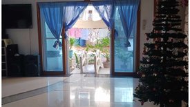 House for sale in Talon Dos, Metro Manila