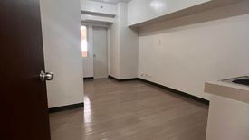 1 Bedroom Condo for sale in Pioneer Heights I, Highway Hills, Metro Manila near MRT-3 Boni