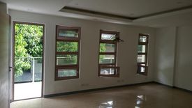 5 Bedroom House for rent in Tambo, Metro Manila