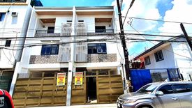 4 Bedroom Townhouse for sale in Sacred Heart, Metro Manila near MRT-3 Kamuning