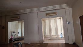 House for sale in Wack-Wack Greenhills, Metro Manila near MRT-3 Santolan