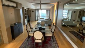 2 Bedroom Condo for sale in San Lorenzo, Metro Manila near MRT-3 Ayala