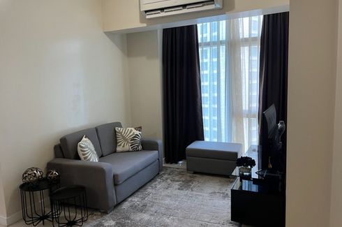 2 Bedroom Condo for rent in Baclaran, Metro Manila near LRT-1 EDSA