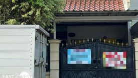 Rumah dijual dengan 3 kamar tidur di Lengkong Gudang Timur, Banten