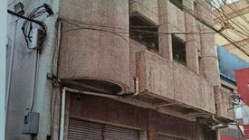 Shophouse for sale in Ramon Magsaysay, Metro Manila near LRT-1 Roosevelt