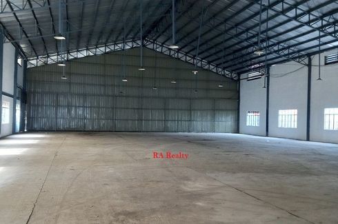 Warehouse / Factory for rent in Pacita 1, Laguna