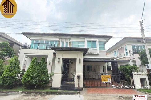 4 Bedroom House for sale in Thepharak, Samut Prakan near MRT Si Dan