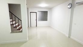 3 Bedroom Townhouse for sale in Racha Thewa, Samut Prakan