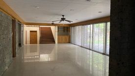 4 Bedroom House for sale in Dasmariñas North, Metro Manila near MRT-3 Magallanes