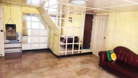 7 Bedroom House for sale in San Lorenzo, Metro Manila near MRT-3 Ayala