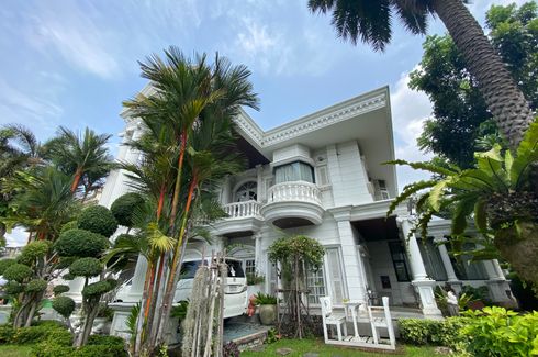 5 Bedroom House for sale in Bang Khae Nuea, Bangkok