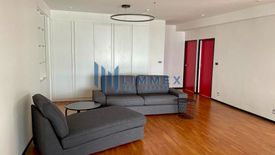 3 Bedroom Condo for sale in Modern Town, Khlong Tan Nuea, Bangkok near BTS Thong Lo