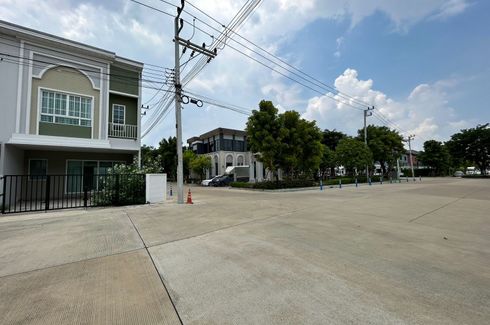 4 Bedroom Townhouse for sale in Ban Klang, Pathum Thani