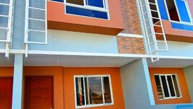 3 Bedroom Townhouse for sale in Pulang Lupa Uno, Metro Manila