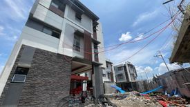 3 Bedroom Townhouse for sale in Bahay Toro, Metro Manila near LRT-1 Roosevelt