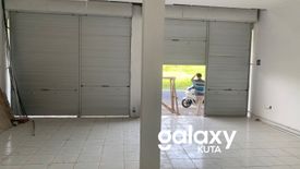 Komersial disewa dengan  di Canggu, Bali