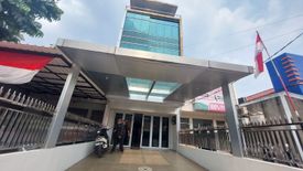 Komersial dijual dengan 5 kamar tidur di Tebet Barat, Jakarta