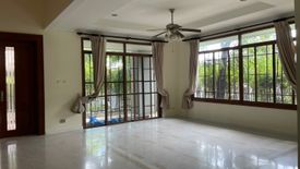 5 Bedroom House for rent in Narasiri Pattanakarn-Srinakarin, Suan Luang, Bangkok near MRT Khlong Kalantan