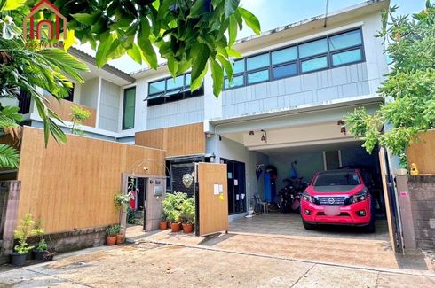 5 Bedroom House for sale in The Plant Estique Pattanakarn, Suan Luang, Bangkok