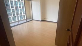 2 Bedroom Condo for Sale or Rent in Urdaneta, Metro Manila near MRT-3 Ayala