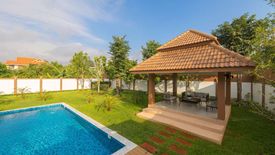 5 Bedroom House for sale in Wat Ket, Chiang Mai