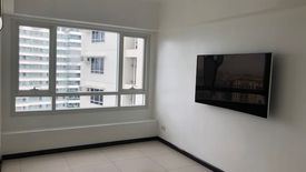 2 Bedroom Condo for sale in The Columns Ayala Avenue, Bangkal, Metro Manila near MRT-3 Magallanes