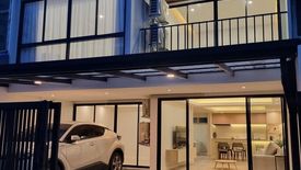 4 Bedroom Townhouse for rent in Khlong Tan Nuea, Bangkok near Airport Rail Link Ramkhamhaeng