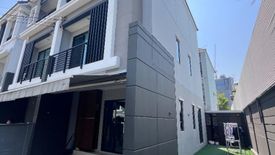 3 Bedroom Townhouse for sale in Baan Klang Muang Suksawat, Bang Phueng, Samut Prakan