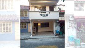 8 Bedroom House for sale in Culiat, Metro Manila