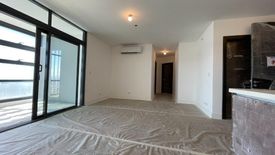 3 Bedroom Condo for sale in San Lorenzo, Metro Manila near MRT-3 Ayala