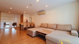 2 Bedroom Apartment for rent in Tropical Langsuan Serviced Apartment, Langsuan, Bangkok near BTS Ratchadamri