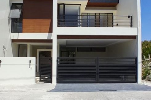 House for sale in BF Resort, Metro Manila